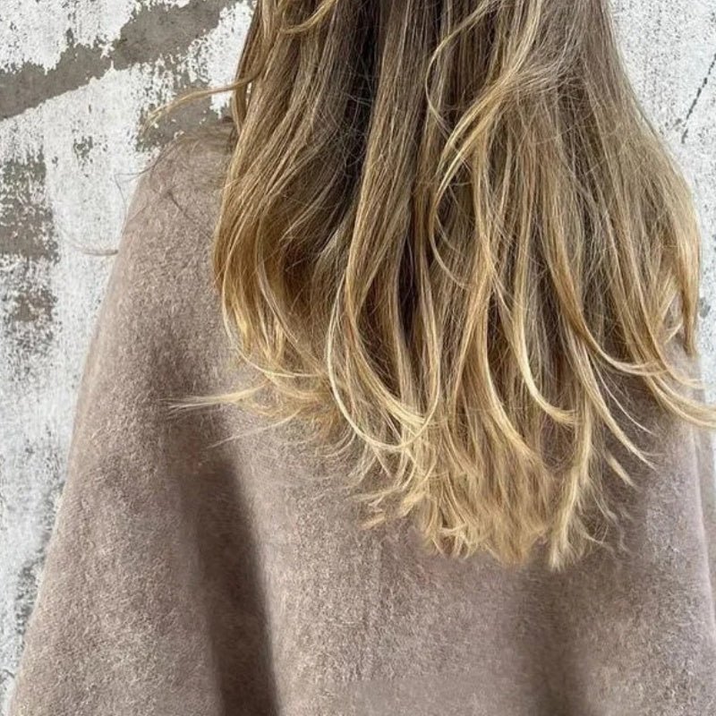 AMBER™ | Cape with chic flared sleeves