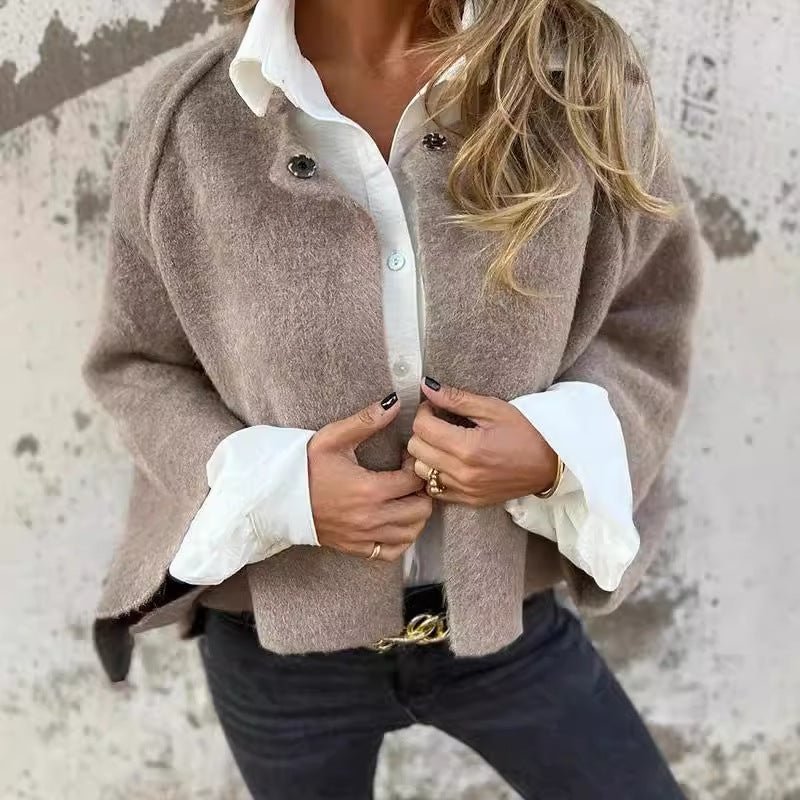 AMBER™ | Cape with chic flared sleeves