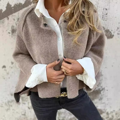 AMBER™ | Cape with chic flared sleeves