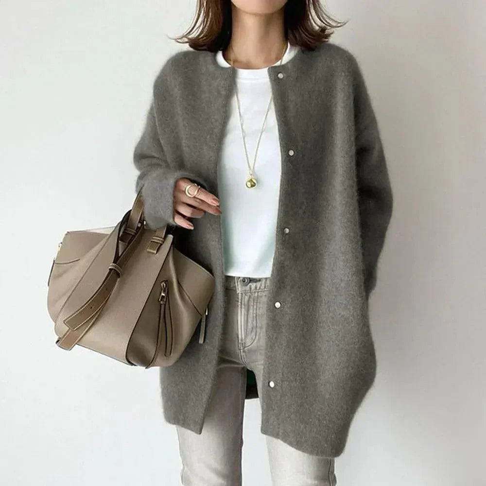 Vanna™ | LUXURIOUS KNITTED JACKET WITH BUTTONS